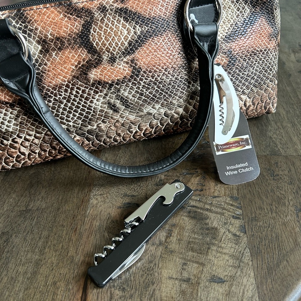 Primeware Stylish Snakeskin Pattern insulated win… - image 4